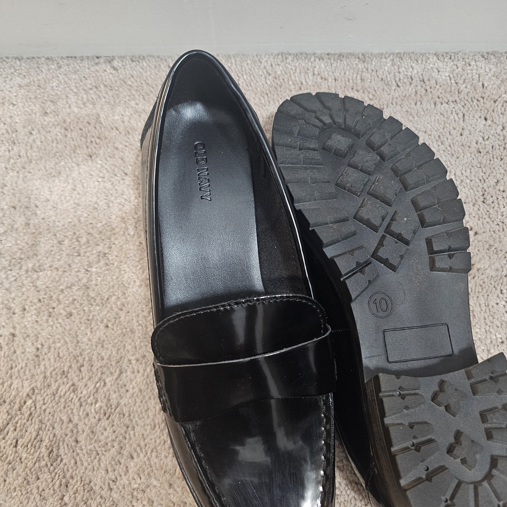 Old Navy Glossy Black Women's Flats